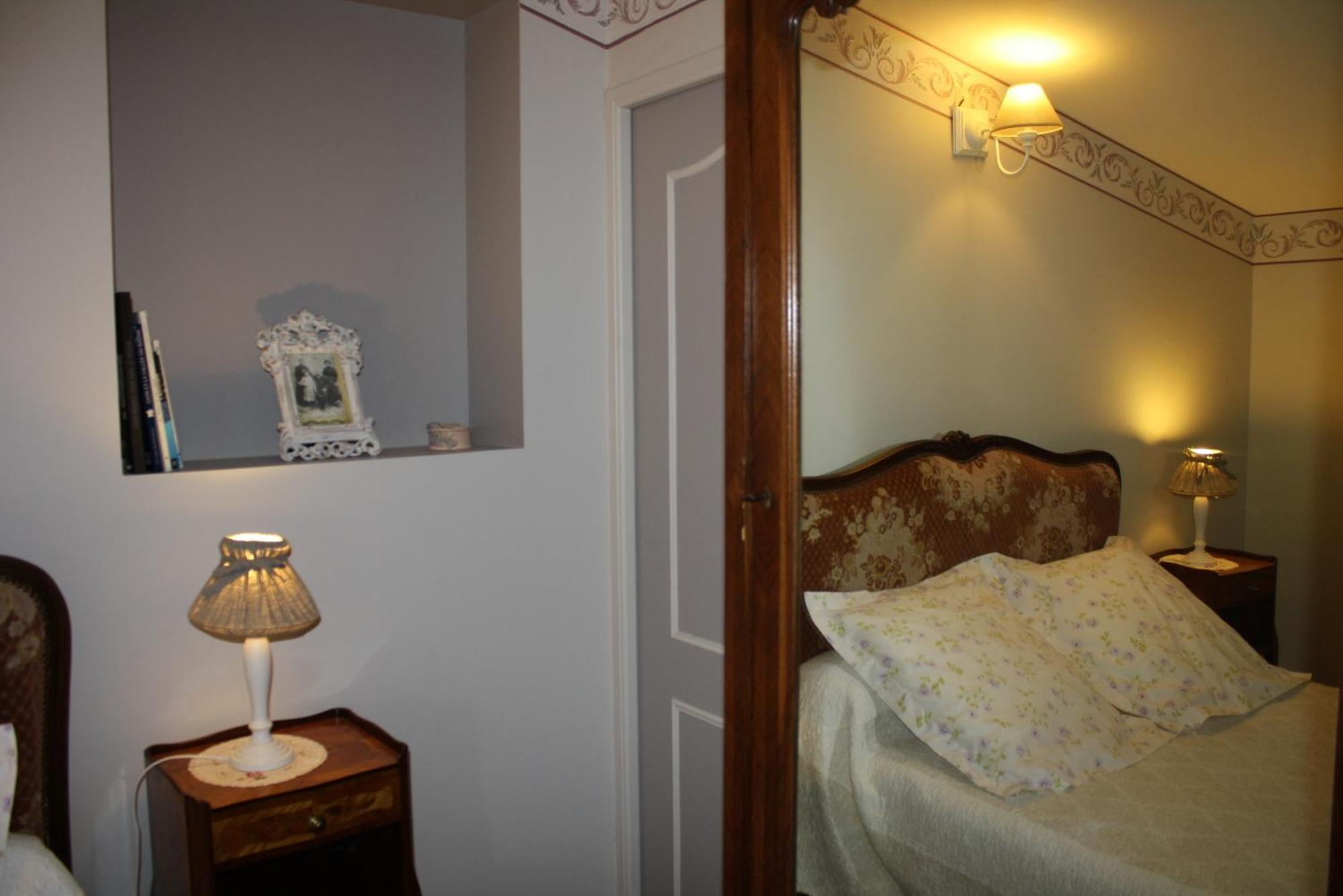Le Clos Du Jubin Tarare Room photo