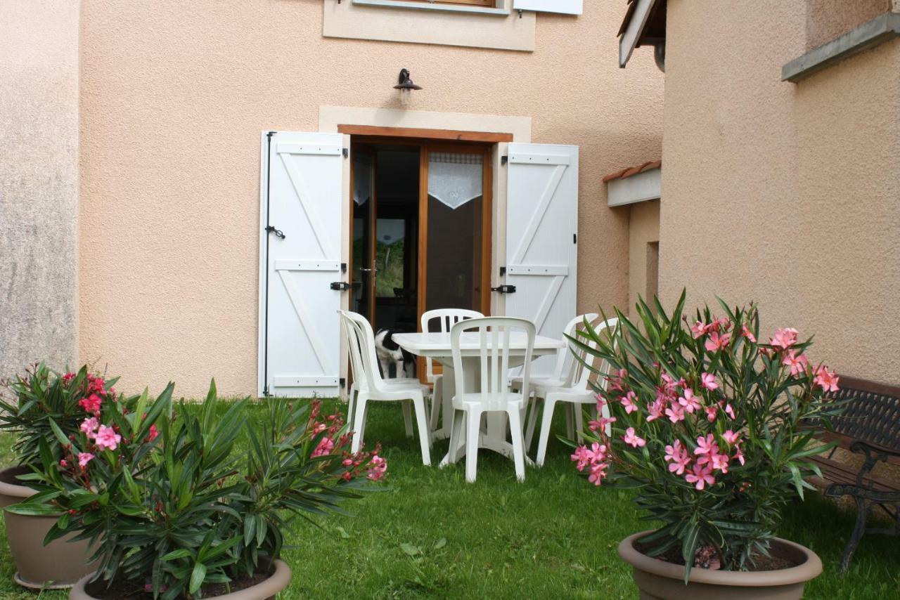 Le Clos Du Jubin Tarare Exterior photo